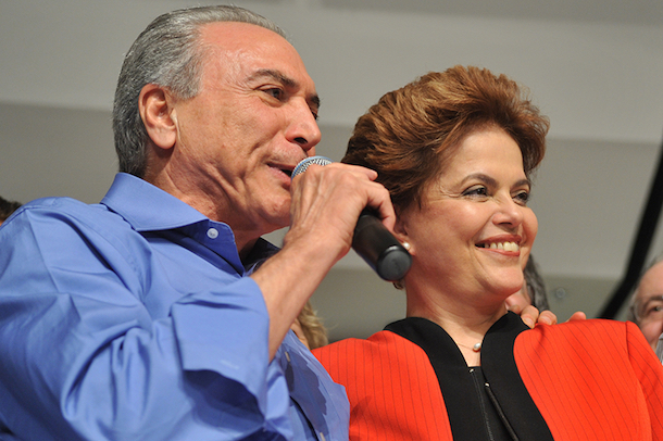 Acting President Michel Temer pictured with Dilma Rousseff. (Agência Brasil)