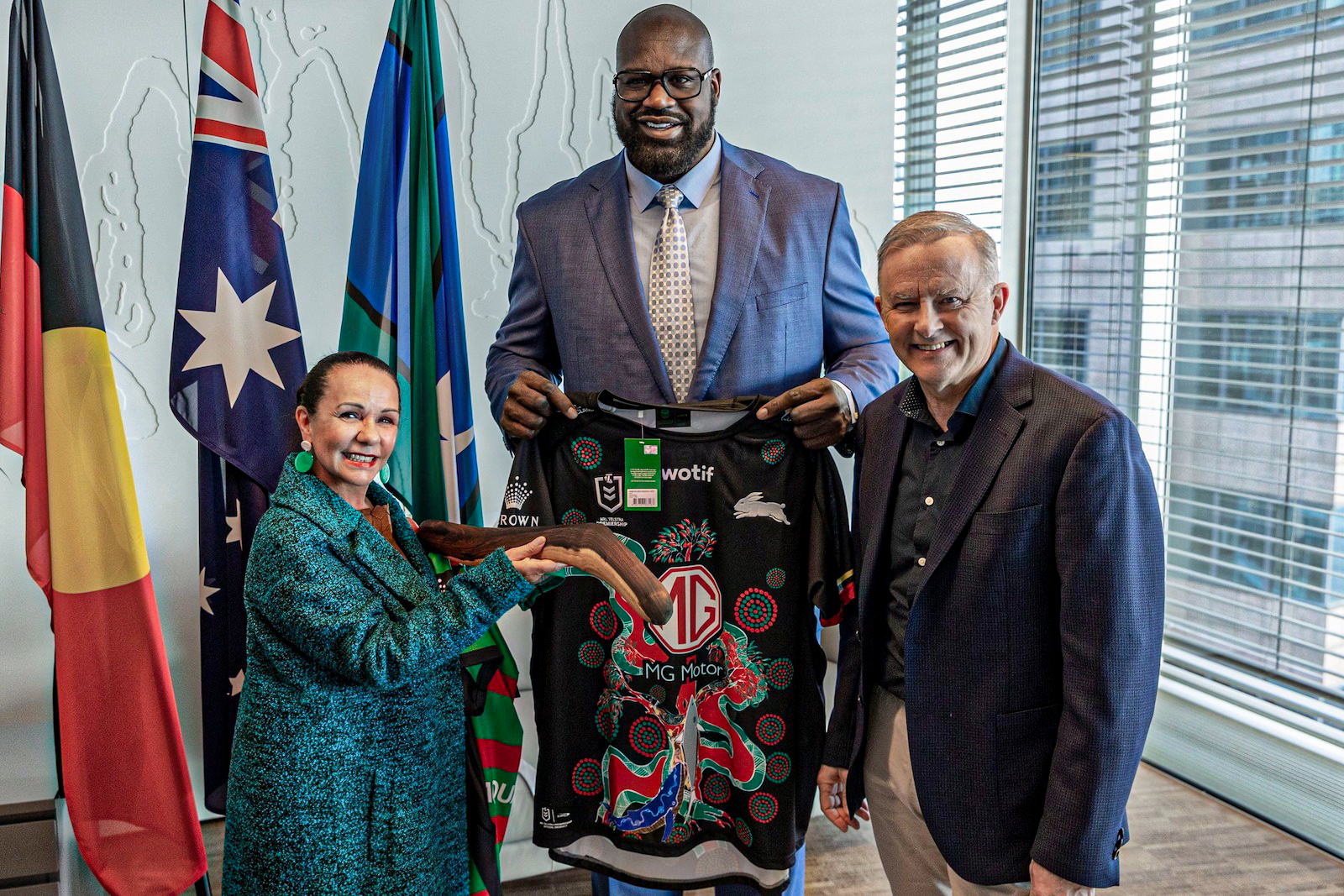 Anthony Albanese with Shaquille O' Neal